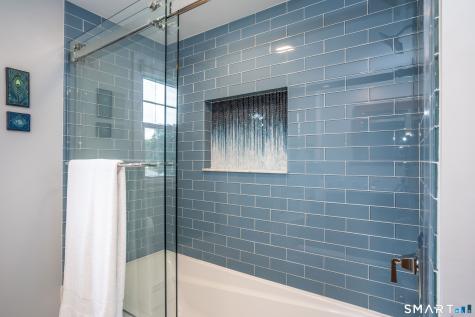 342 Mountain Road West Hartford CT 06107