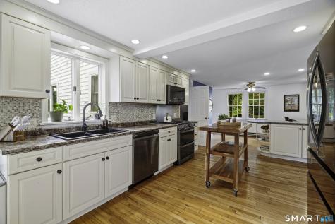 2 Dogwood Drive Old Lyme CT 06371