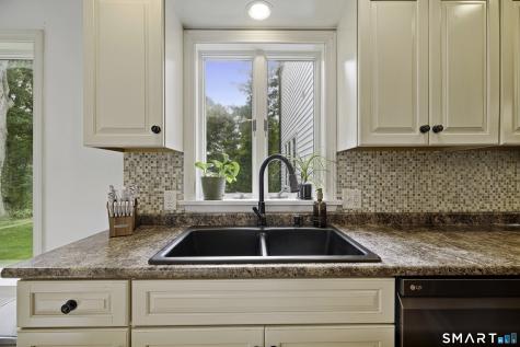 2 Dogwood Drive Old Lyme CT 06371