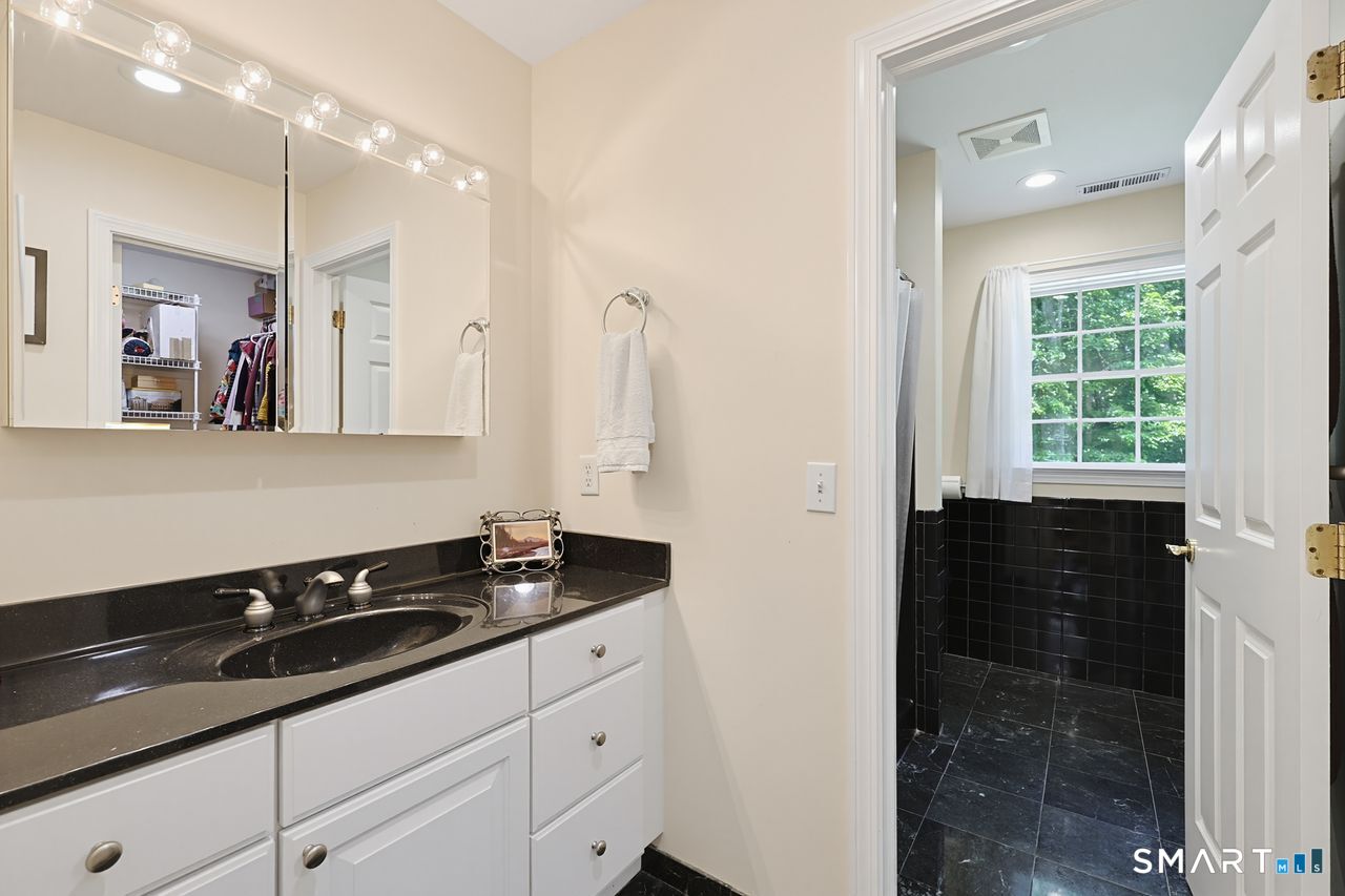 614 Route 81 Killingworth CT 06419