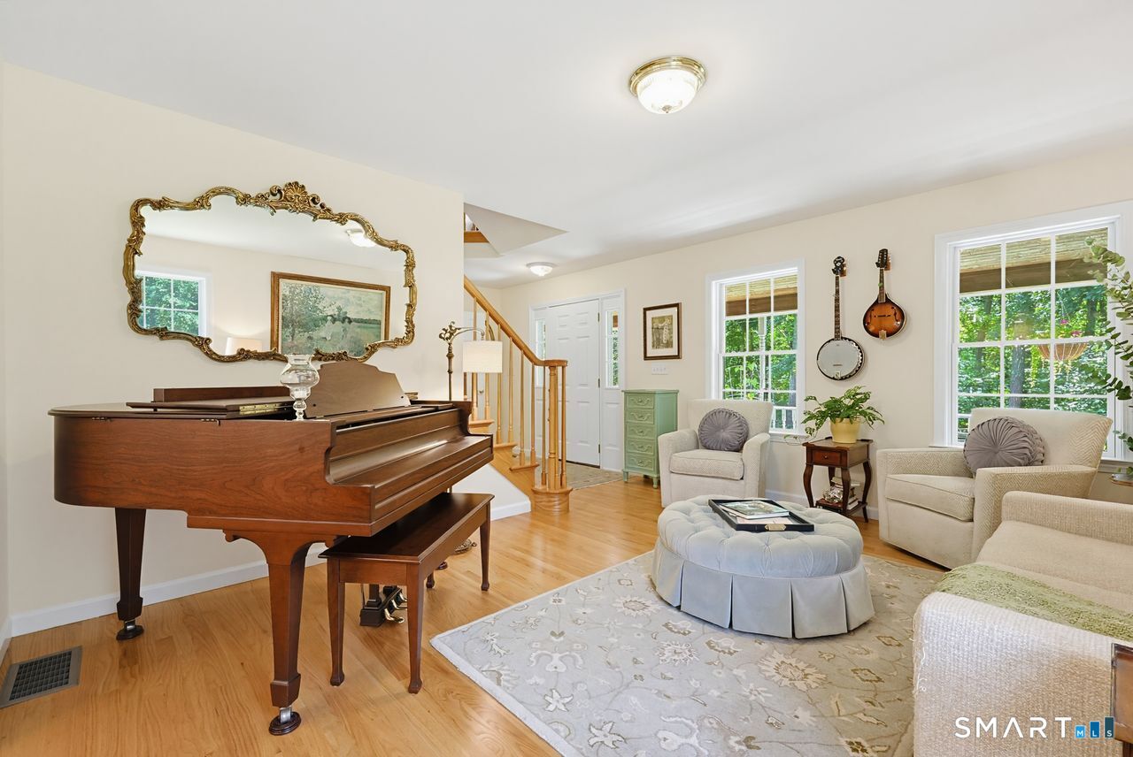 614 Route 81 Killingworth CT 06419