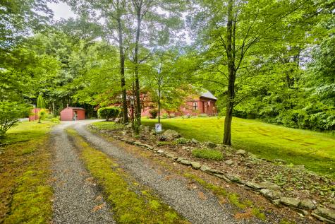 12 Pine Mountain Circle Barkhamsted CT 06063