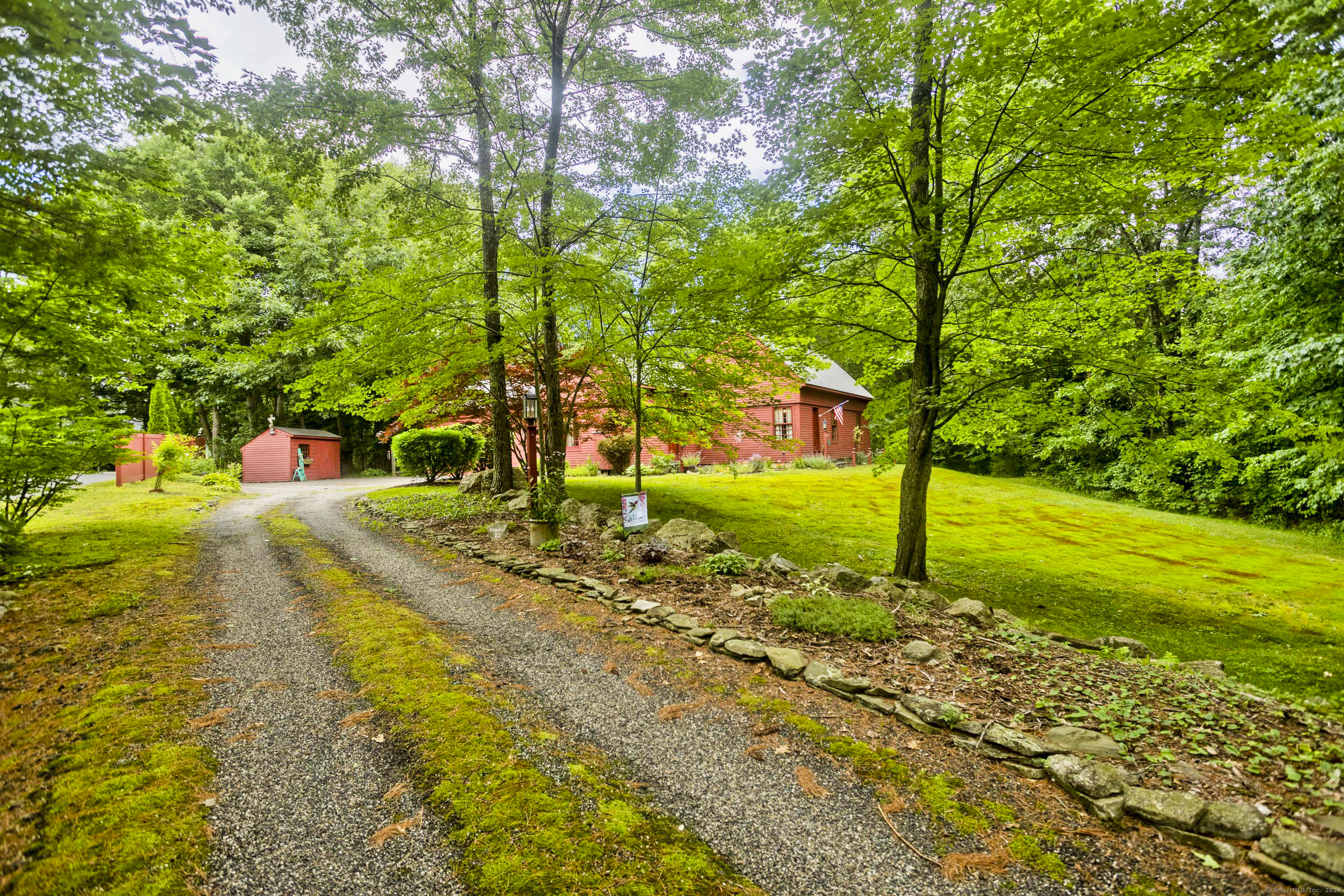 12 Pine Mountain Circle Barkhamsted CT 06063