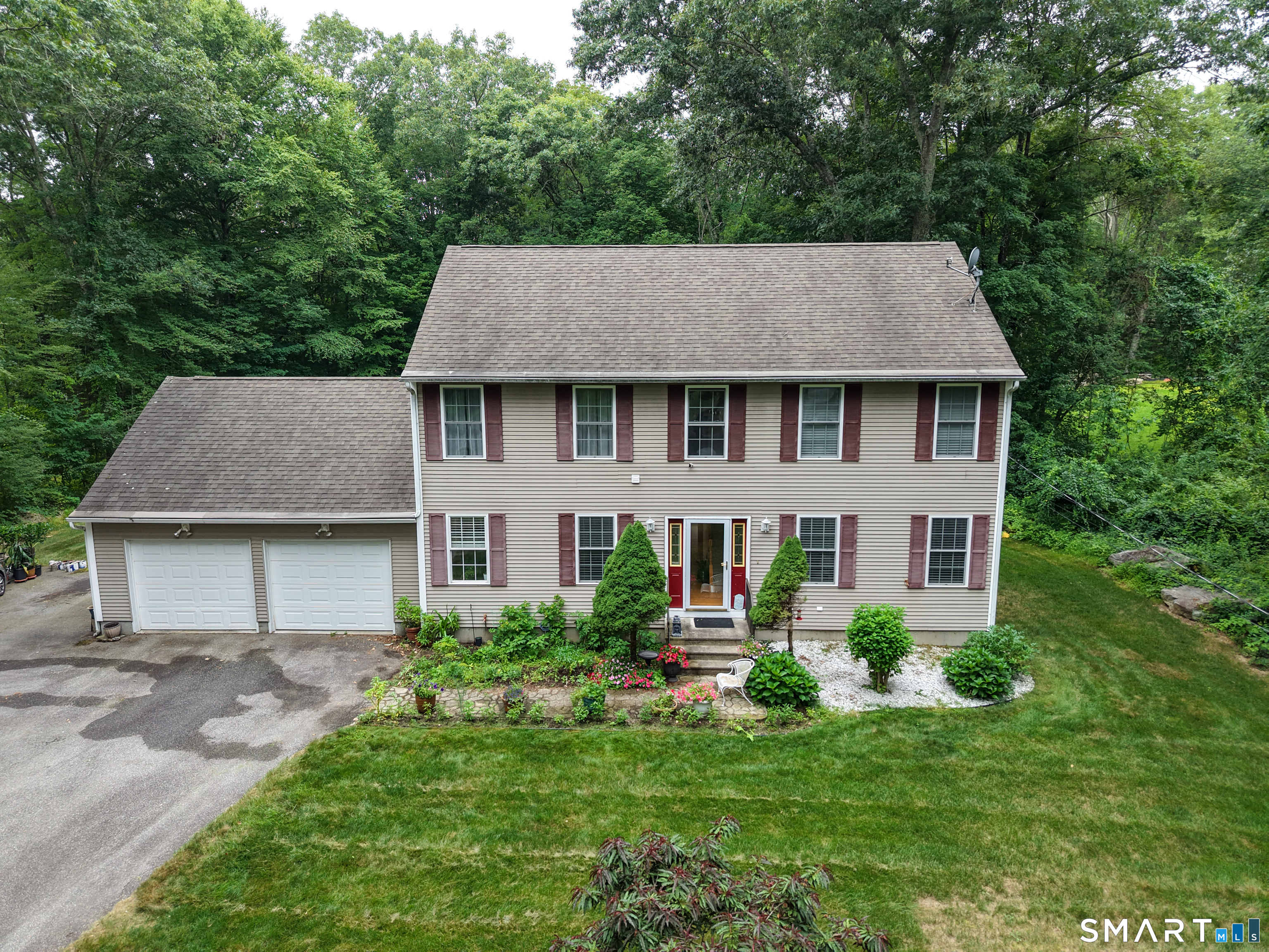 17 Tripp Hollow Road Brooklyn CT 06234