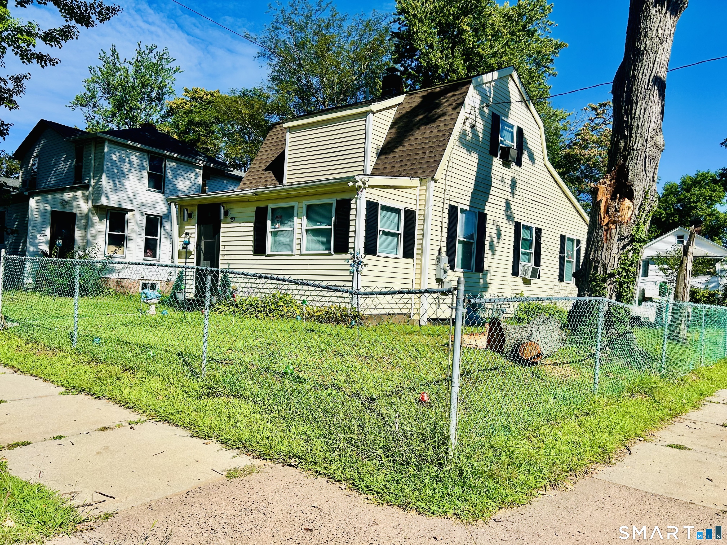 2 Simpson Street Hartford CT 06112