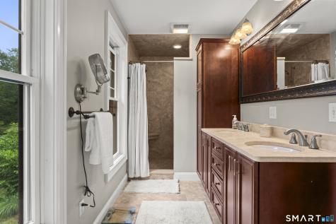 28 Sergeant Morgan Road Haddam CT 06424