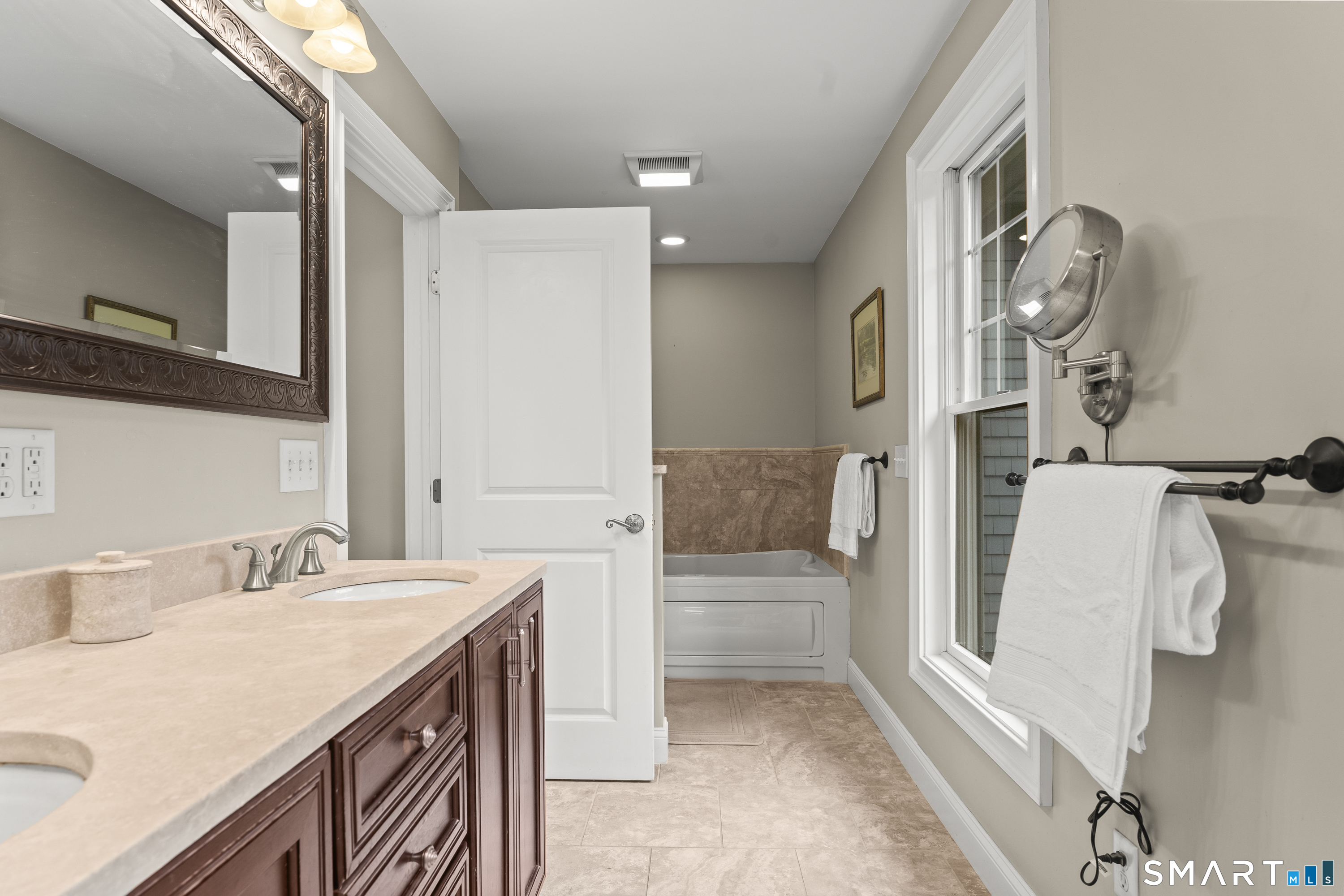 28 Sergeant Morgan Road Haddam CT 06424