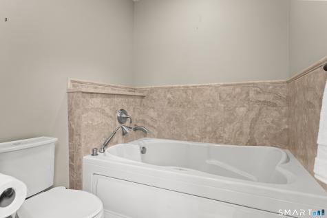 28 Sergeant Morgan Road Haddam CT 06424