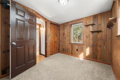 421 Kitemaug Road Montville CT 06382