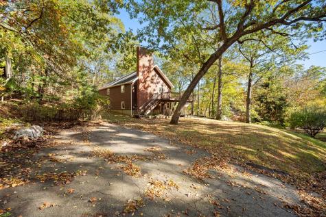 421 Kitemaug Road Montville CT 06382