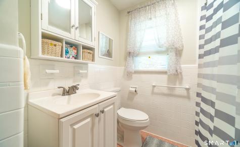 634 Bradley Street East Haven CT 06512