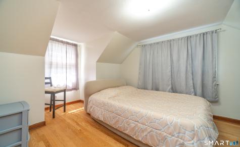 634 Bradley Street East Haven CT 06512