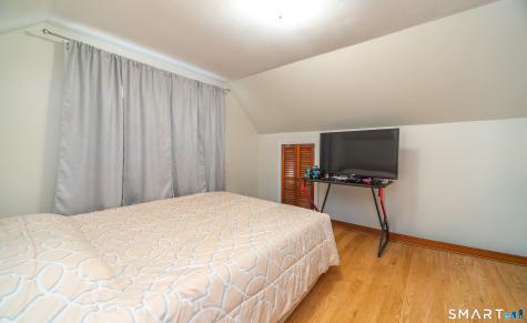 634 Bradley Street East Haven CT 06512