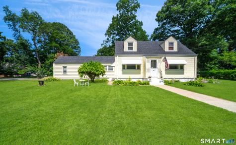 634 Bradley Street East Haven CT 06512