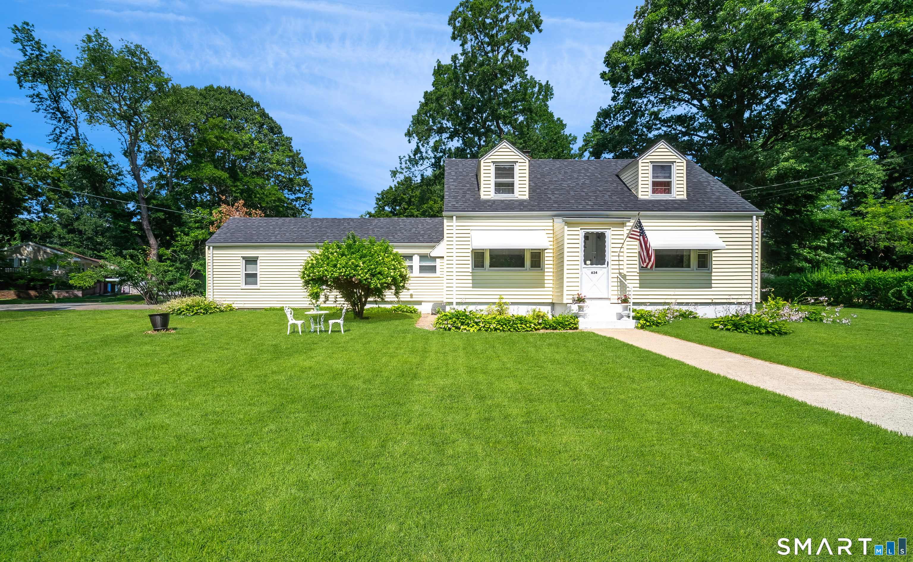 634 Bradley Street East Haven CT 06512
