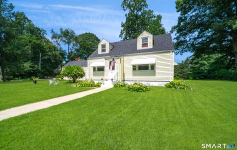 634 Bradley Street East Haven CT 06512