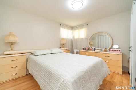 634 Bradley Street East Haven CT 06512