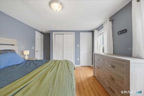 15 Massachusetts Road Montville CT 06370