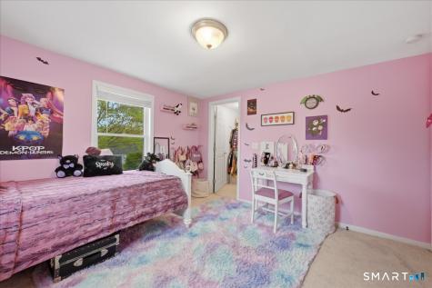 15 Massachusetts Road Montville CT 06370