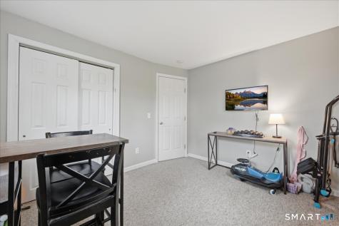 15 Massachusetts Road Montville CT 06370