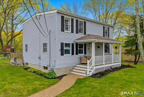 15 Massachusetts Road Montville CT 06370