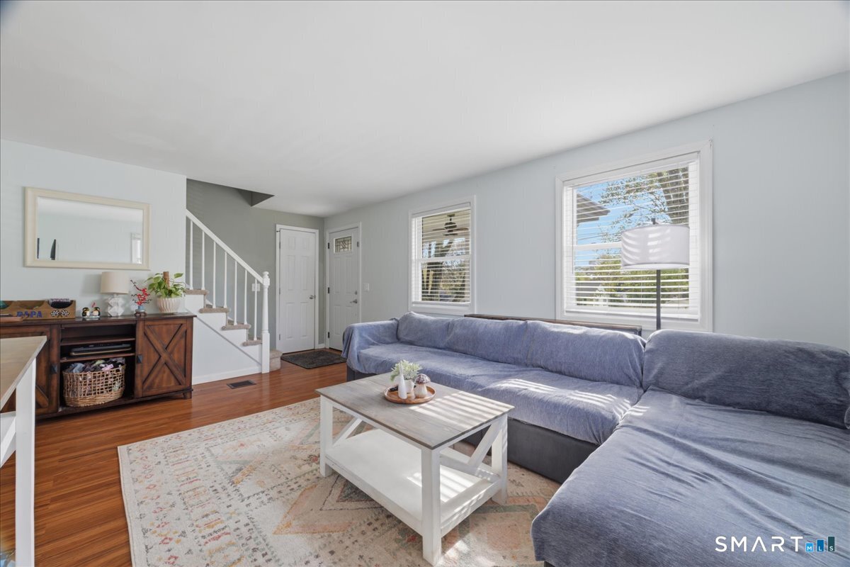 15 Massachusetts Road Montville CT 06370