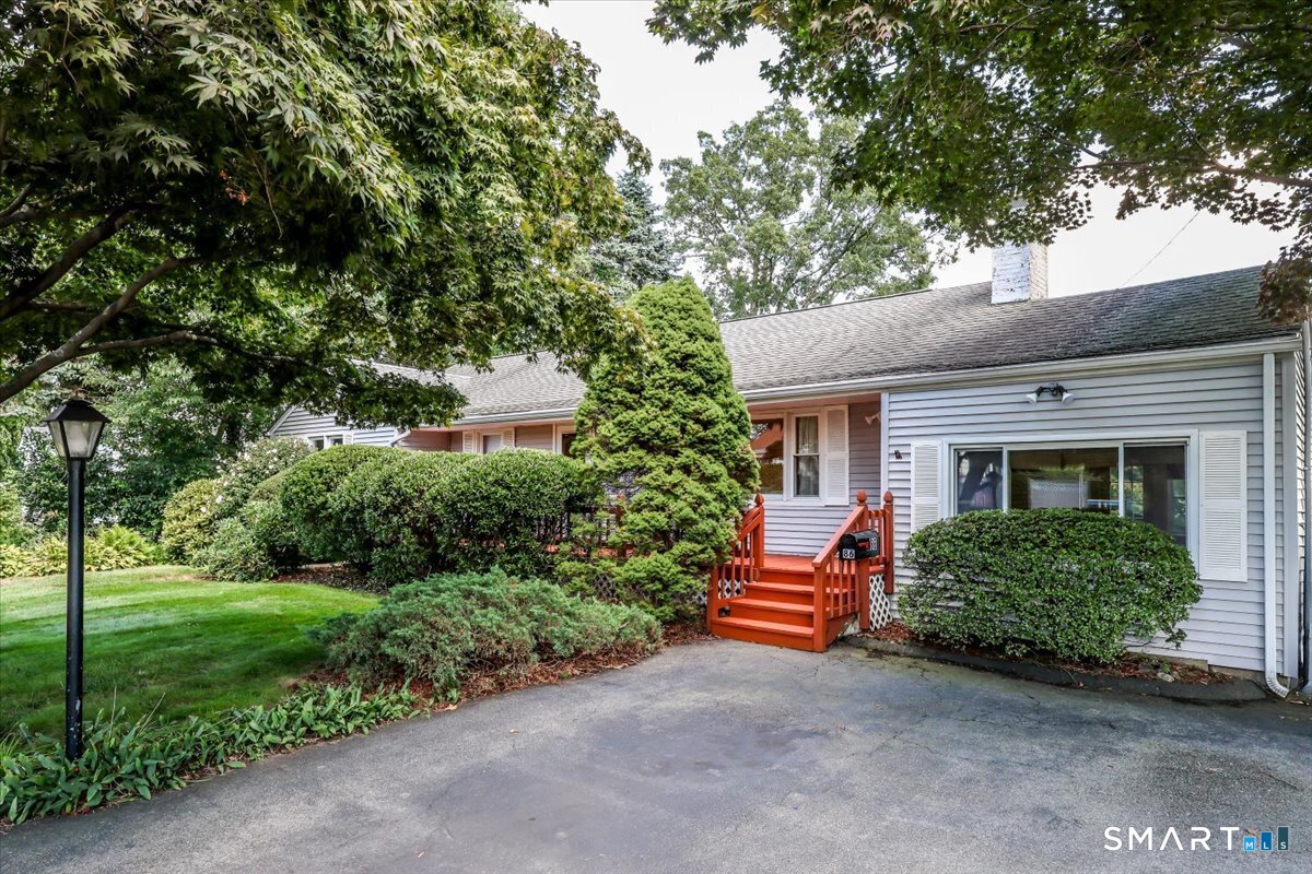 86 Crown Street Trumbull CT 06611