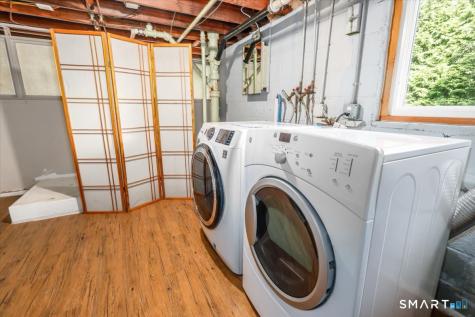86 Crown Street Trumbull CT 06611