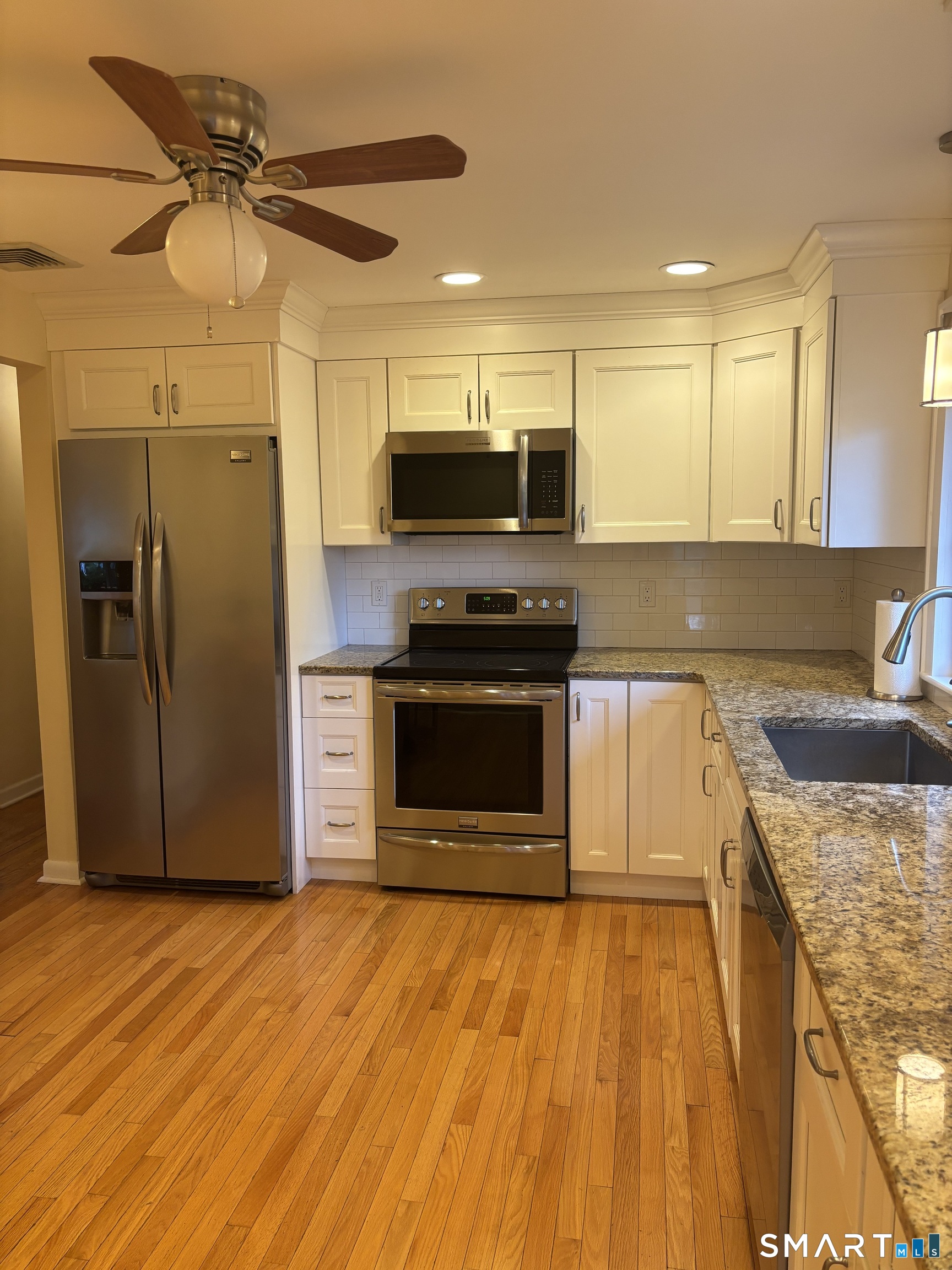 86 Crown Street Trumbull CT 06611