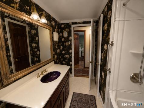 20 Silver Lane Enfield CT 06082