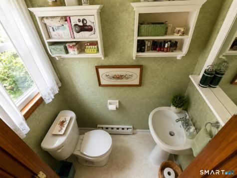 20 Silver Lane Enfield CT 06082