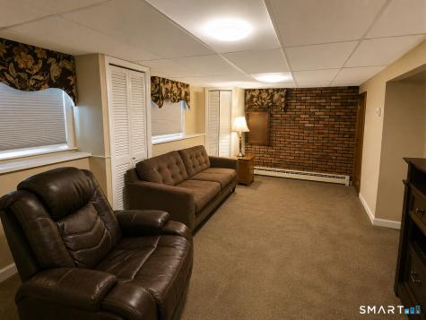 20 Silver Lane Enfield CT 06082