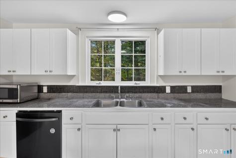252 Oronoque Road Milford CT 06461