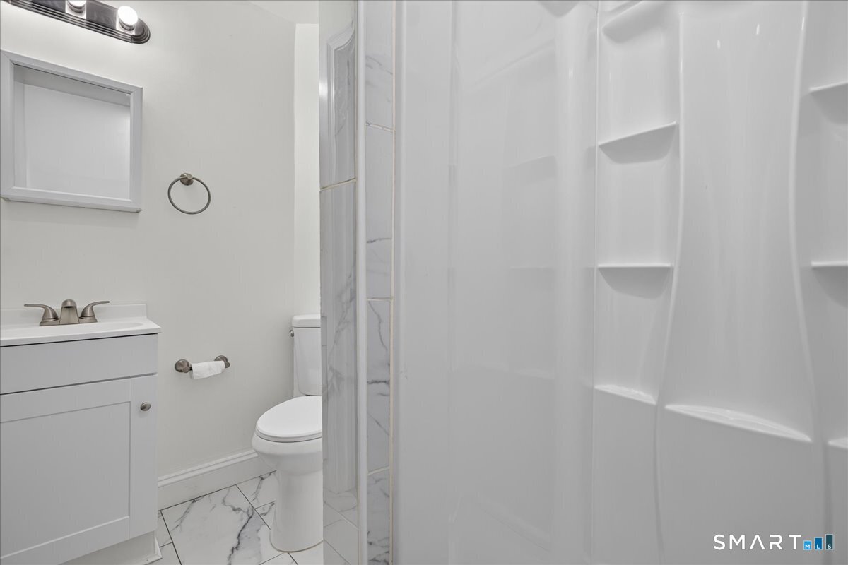 252 Oronoque Road Milford CT 06461