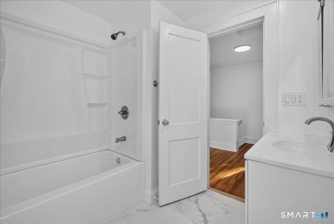 252 Oronoque Road Milford CT 06461