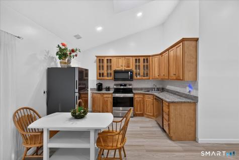 252 Oronoque Road Milford CT 06461