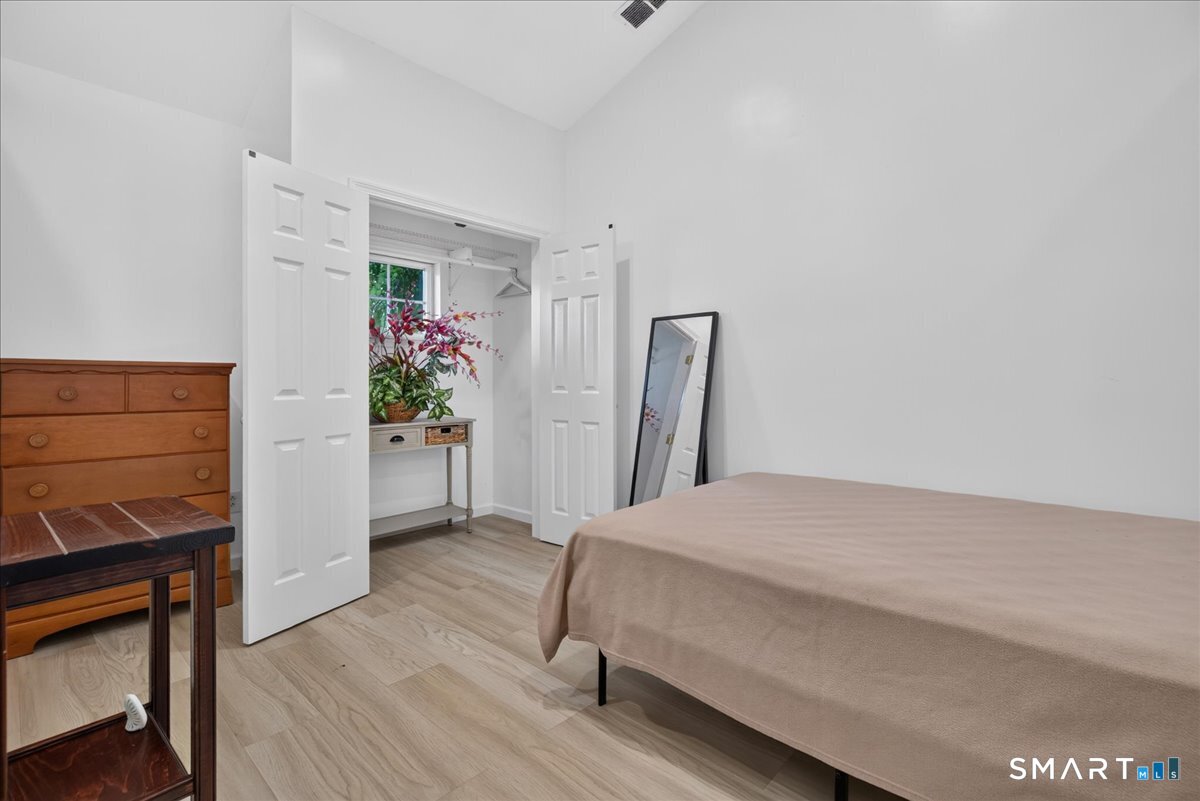252 Oronoque Road Milford CT 06461
