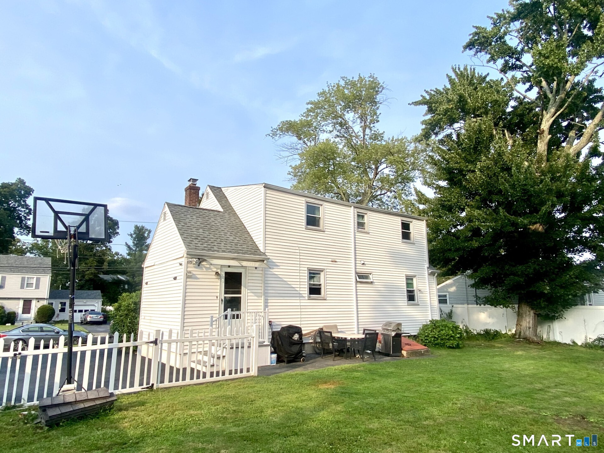 172 Governor Street New Britain CT 06053