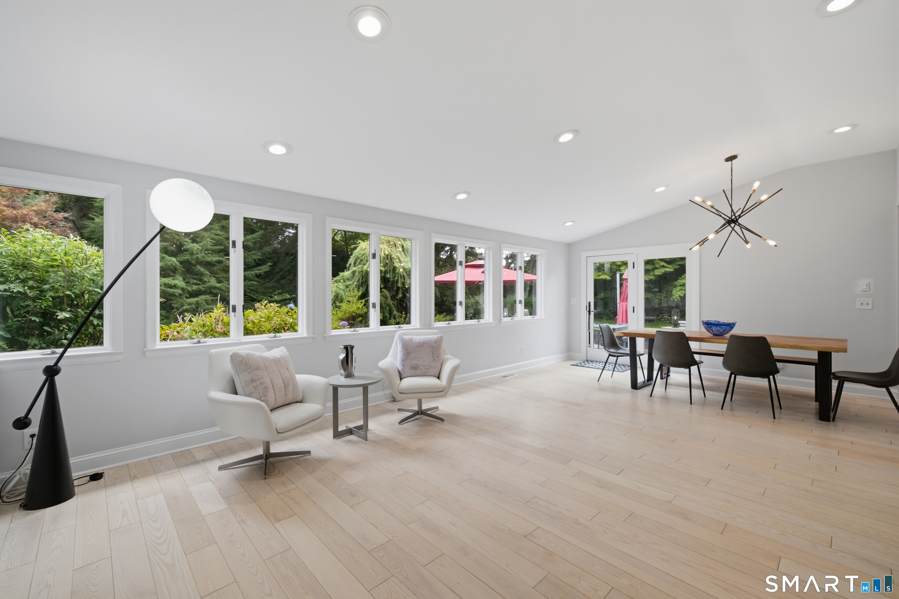 20 Lakeview Drive West Hartford CT 06117