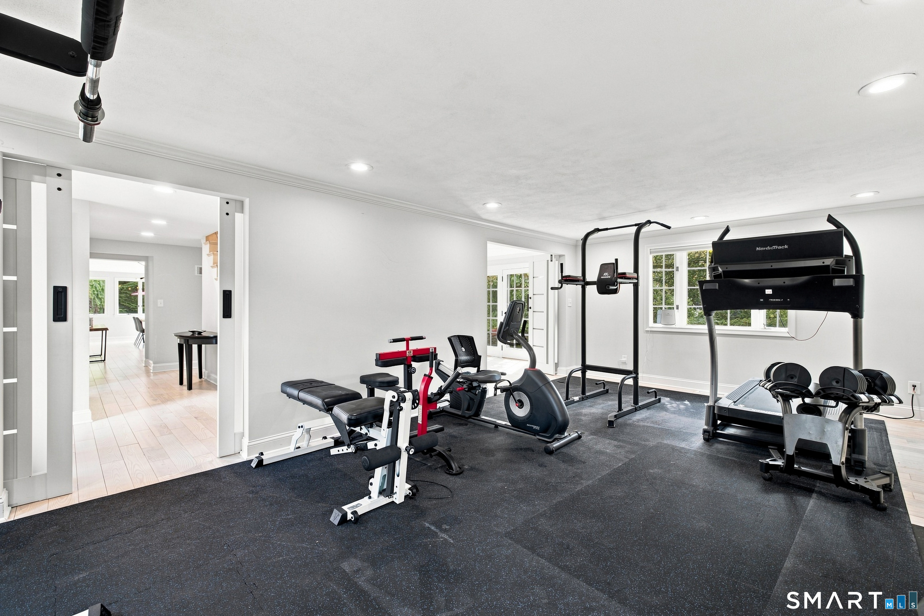 20 Lakeview Drive West Hartford CT 06117