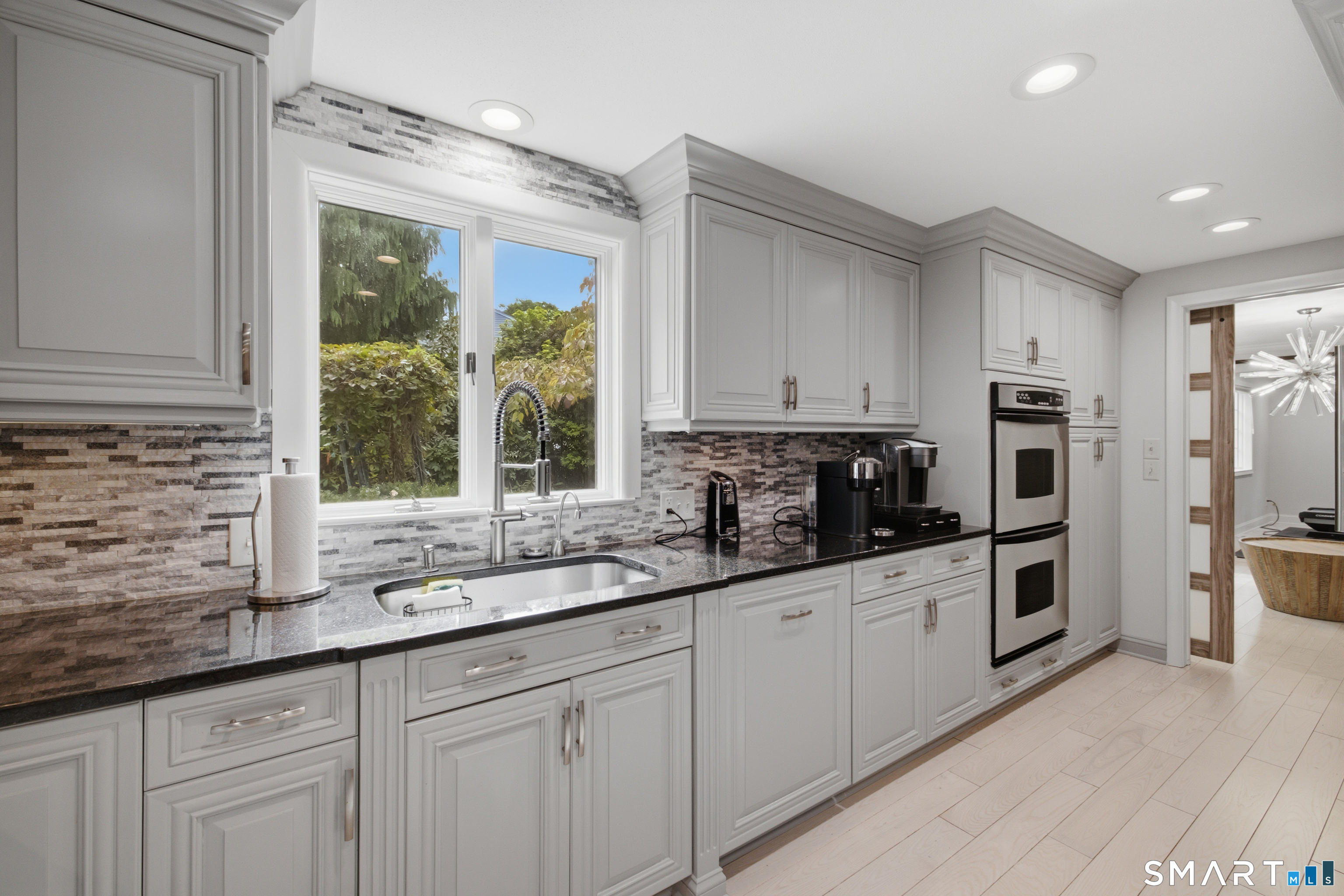 20 Lakeview Drive West Hartford CT 06117