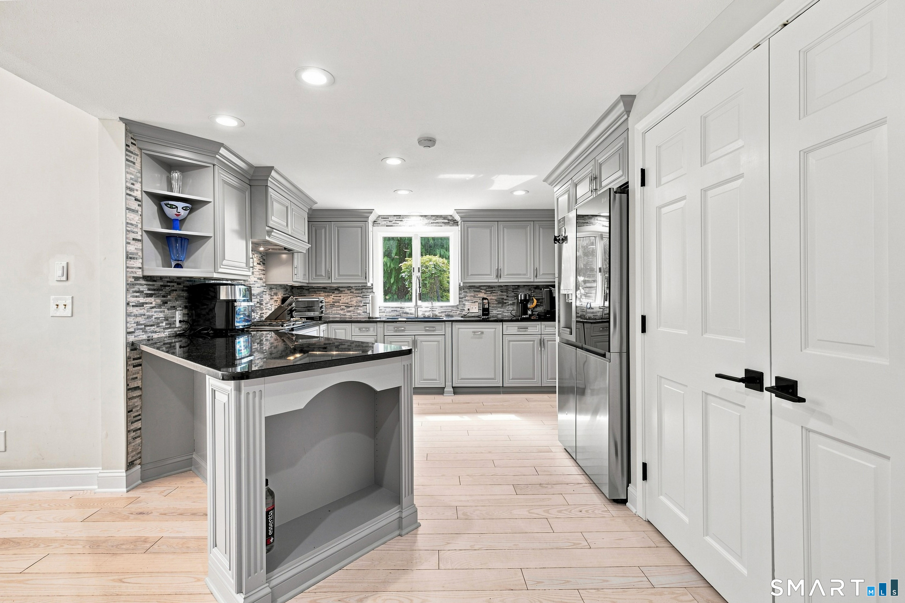 20 Lakeview Drive West Hartford CT 06117