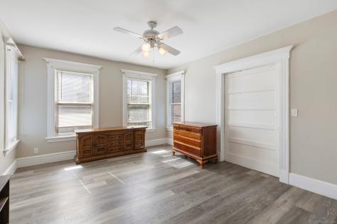 307 Dwight Street Waterbury CT 06704