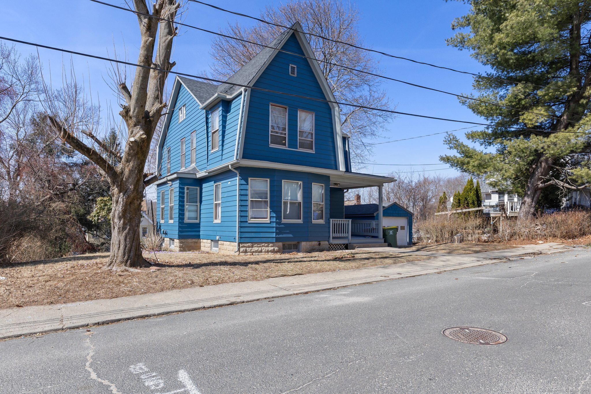 307 Dwight Street Waterbury CT 06704