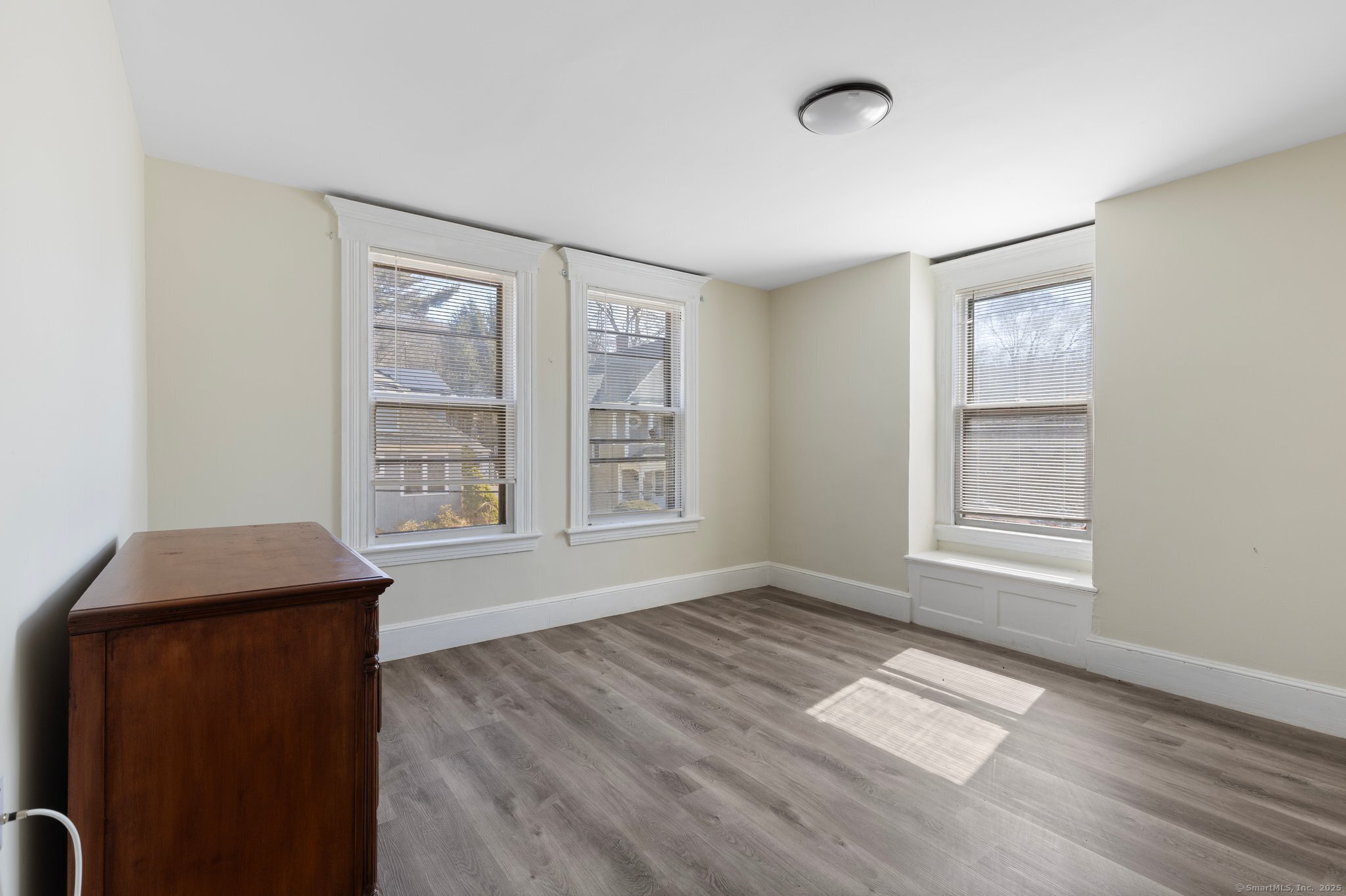 307 Dwight Street Waterbury CT 06704