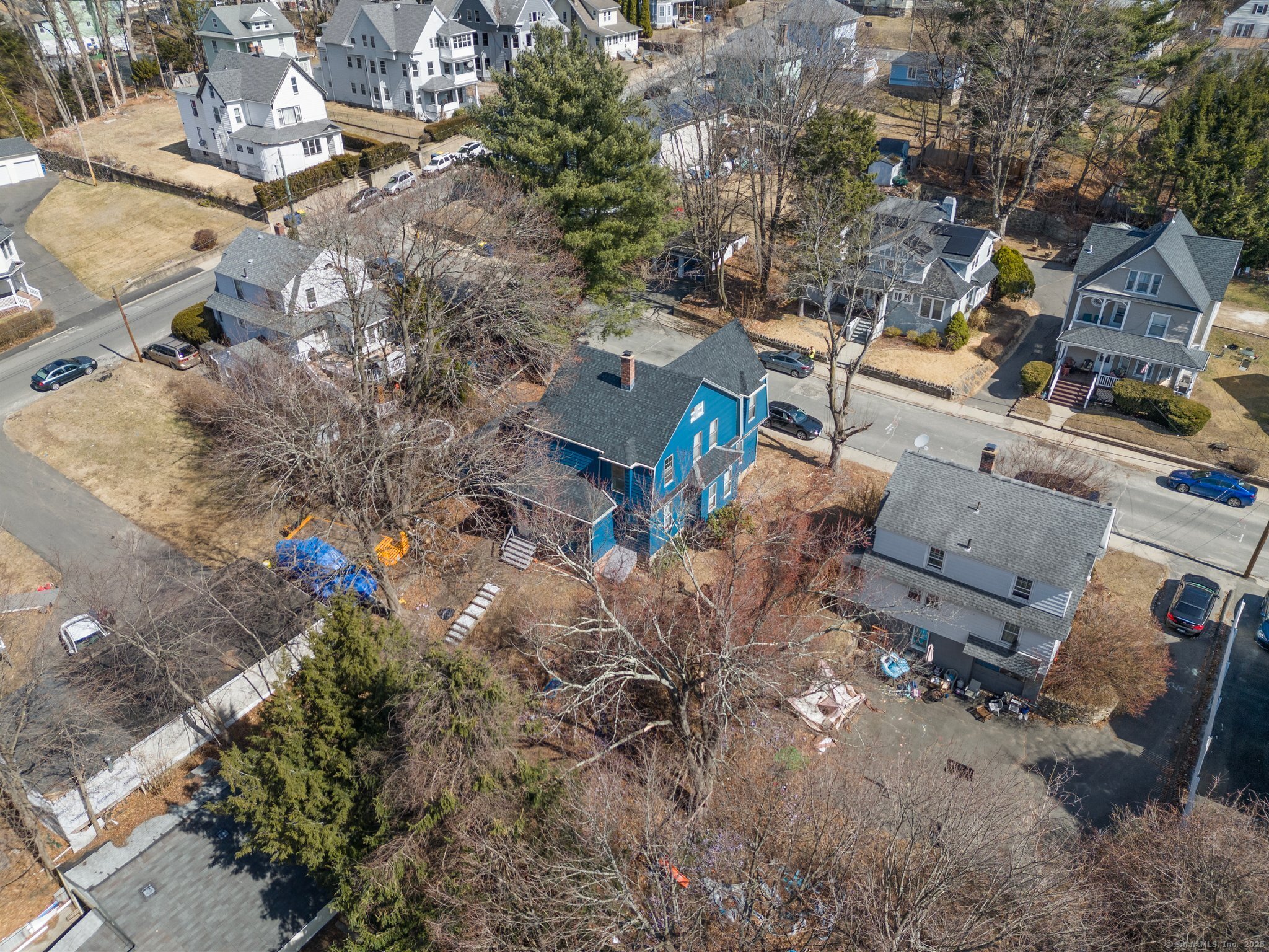 307 Dwight Street Waterbury CT 06704
