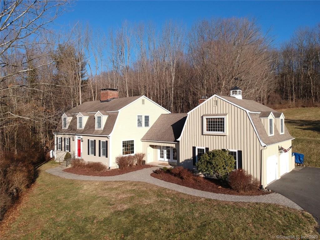 39 Applegate Lane Woodbury CT 06798