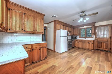86 Spencer Hill Clinton CT 06413