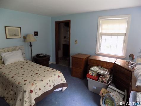28 Forest Hills Drive Farmington CT 06032