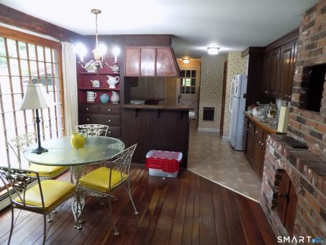 28 Forest Hills Drive Farmington CT 06032